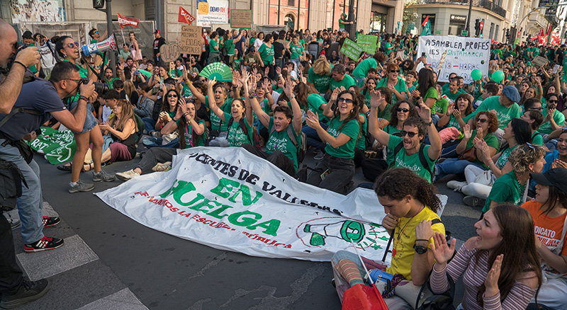 Concentración y manifestación por la enseñanza pública